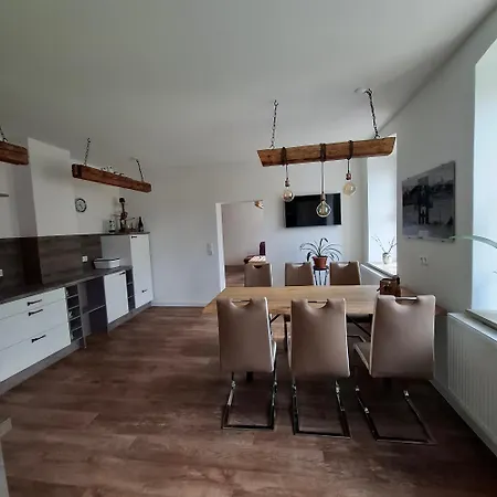 Ferienwohnung * Niederdorla